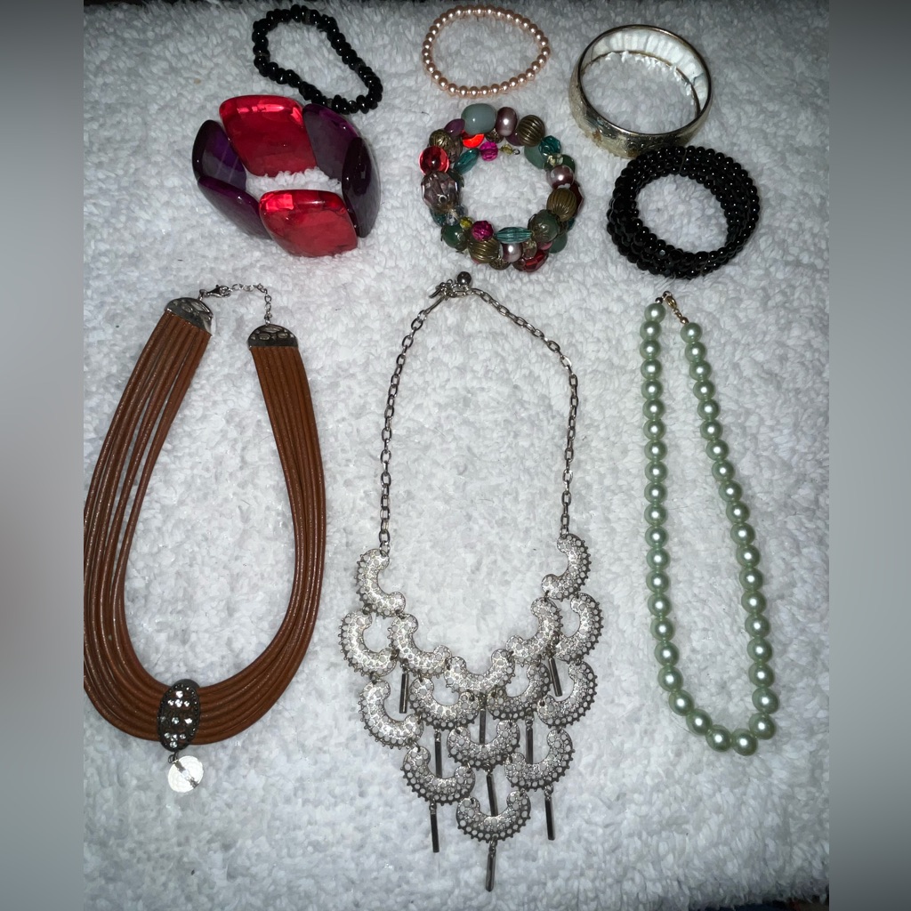 Bundle: Assorted Vintage Bracelets & Necklaces Including Sarah Coventry Necklace
